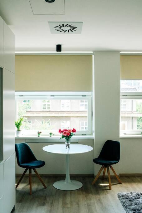 New Studio In Quiet Part Of The City Center Bratislava Exterior foto